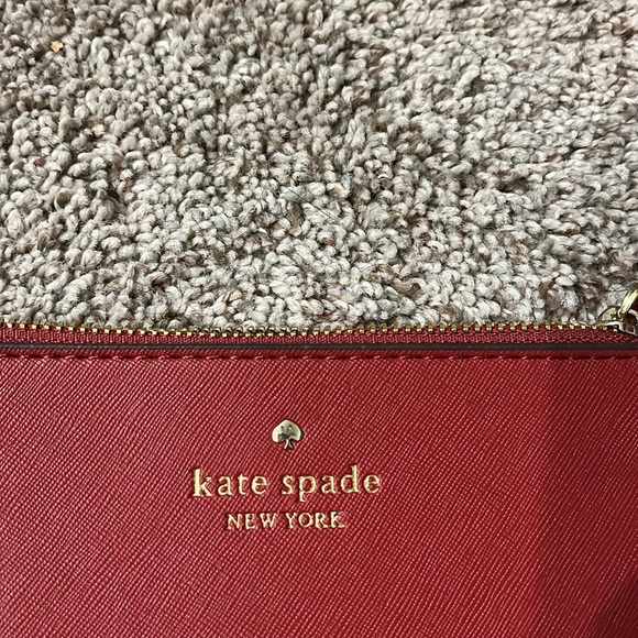 NEW KATE SPADE RED WRISTLET - Picture 3 of 8